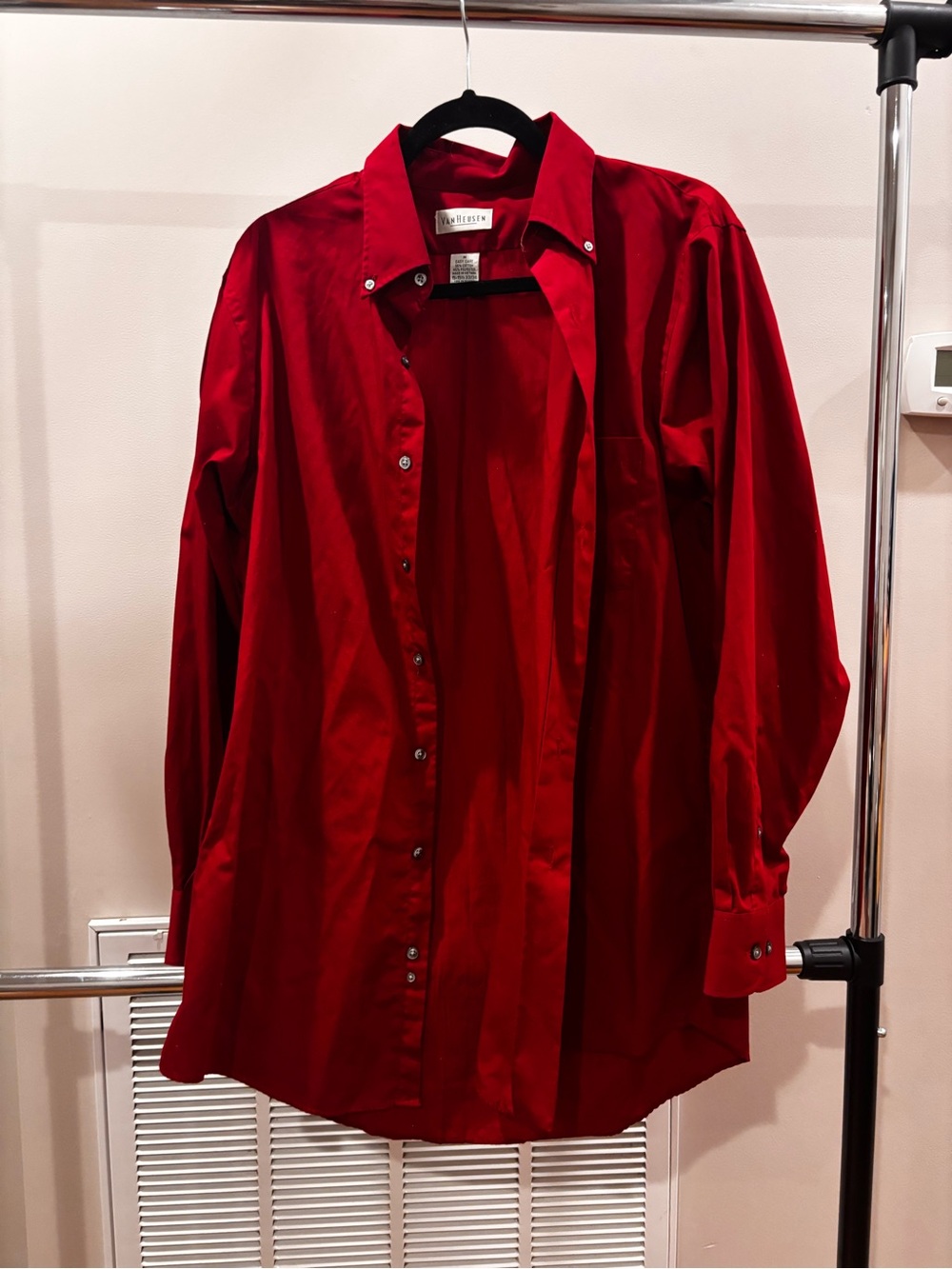 Van Heusen Red Long-Sleeve Button-Down Shirt
